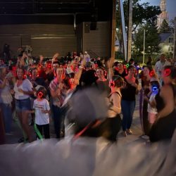 Venir danser costumé ou pas à la danse Silencieuse d'halloween de la Place Publique du vieux Bromont 